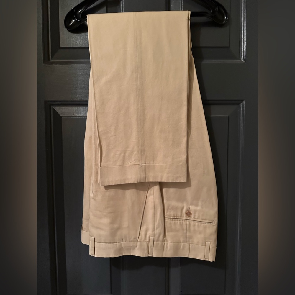 Men’s beige suit with pants.